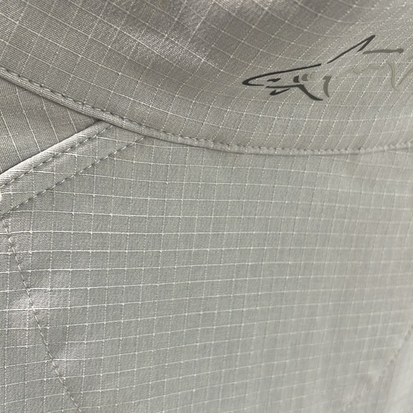 Golf Windbreaker. NEW w/out tags . Lined  and textured fabric . Size Large - Picture 6 of 11